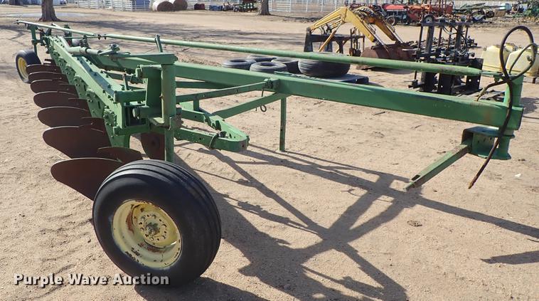 image for item FH9601 John Deere seven bottom plow