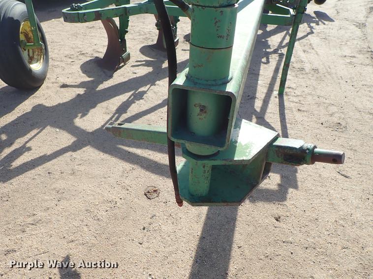 image for item FH9601 John Deere seven bottom plow