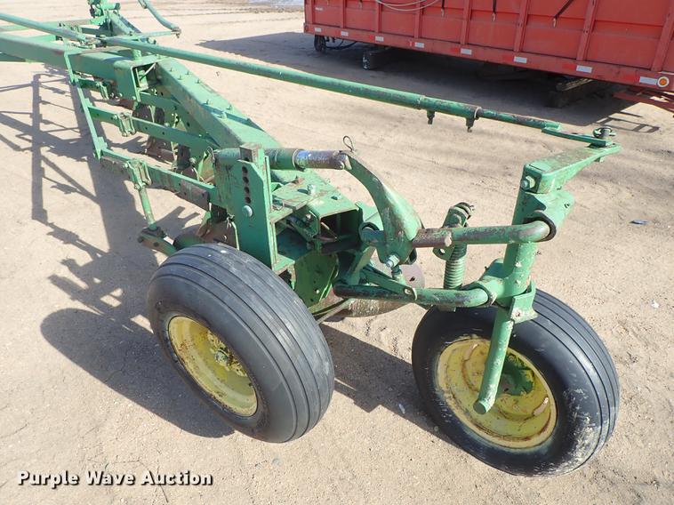 image for item FH9601 John Deere seven bottom plow