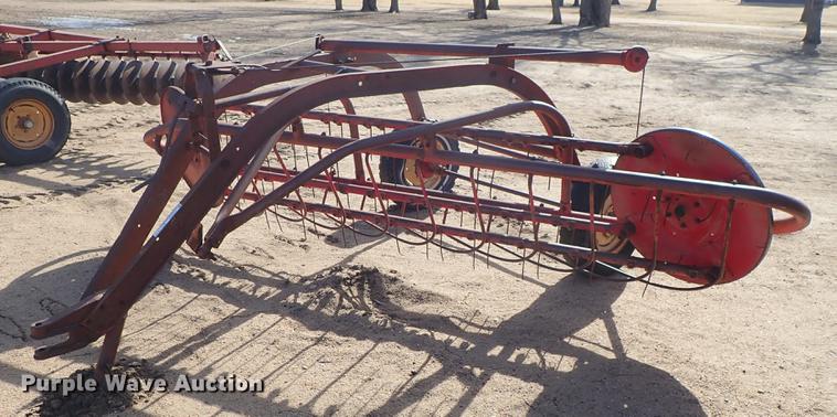 image for item FH9603 Massey-Ferguson 36 hay rake
