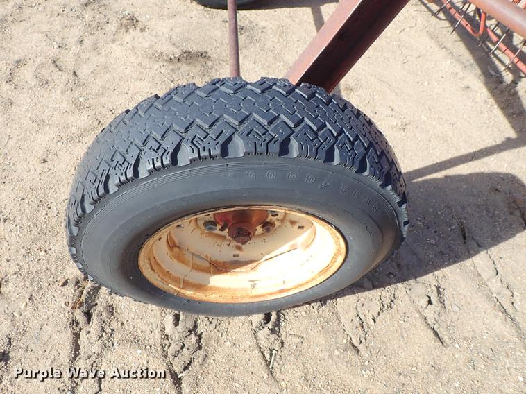 image for item FH9603 Massey-Ferguson 36 hay rake