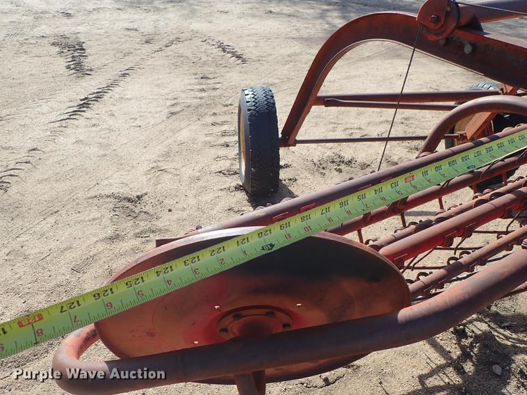 image for item FH9603 Massey-Ferguson 36 hay rake