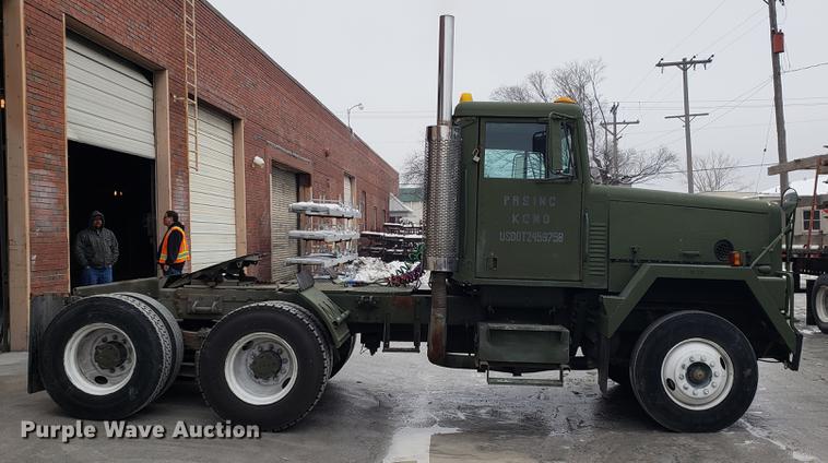 image for item AN9463 1983 Am General M915A1 semi truck