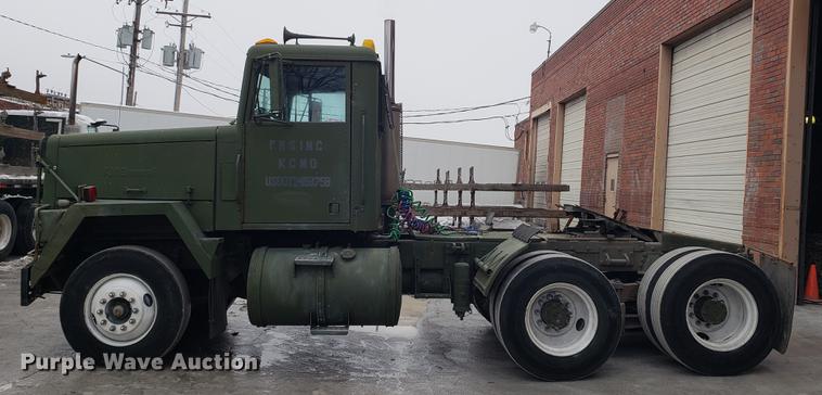 image for item AN9463 1983 Am General M915A1 semi truck