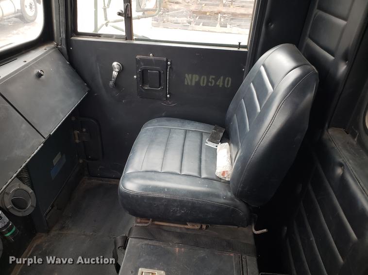 image for item AN9463 1983 Am General M915A1 semi truck