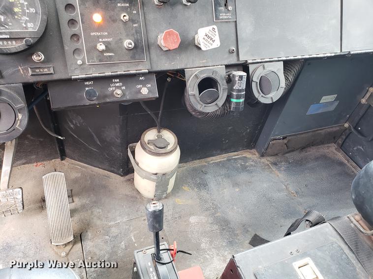 image for item AN9463 1983 Am General M915A1 semi truck