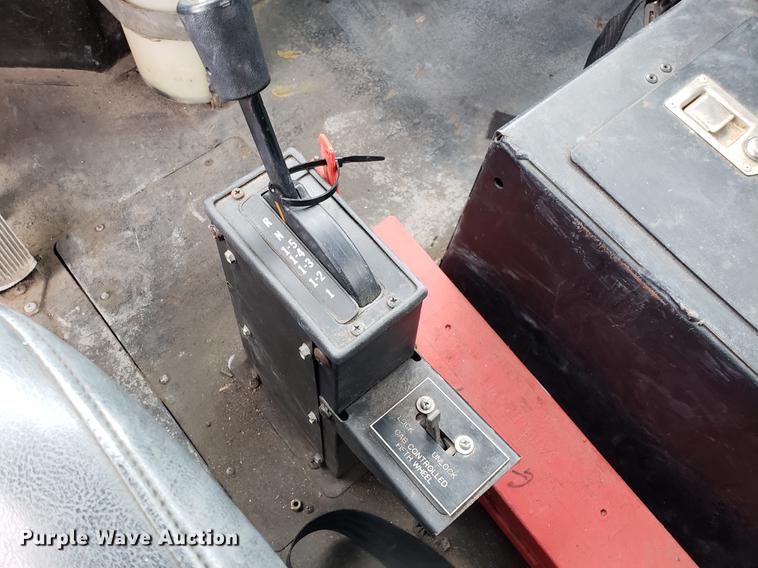 image for item AN9463 1983 Am General M915A1 semi truck