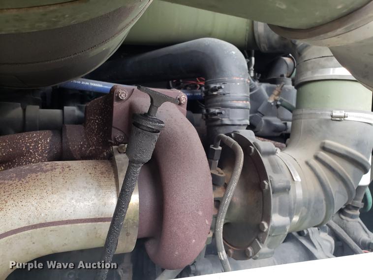 image for item AN9463 1983 Am General M915A1 semi truck