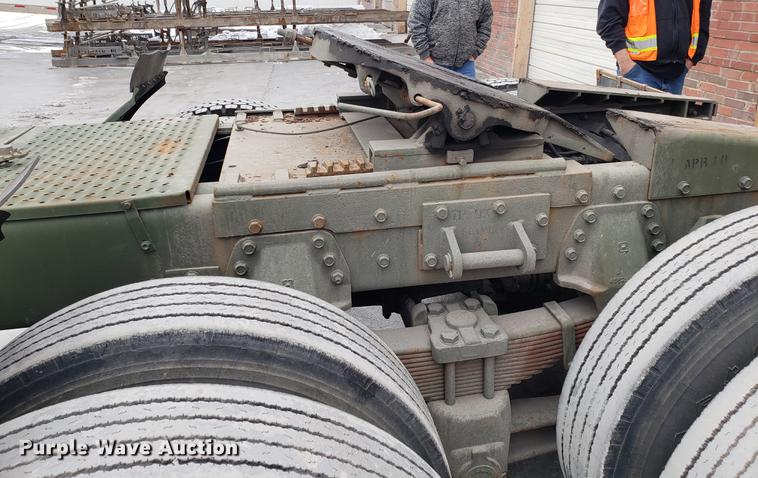 image for item AN9463 1983 Am General M915A1 semi truck