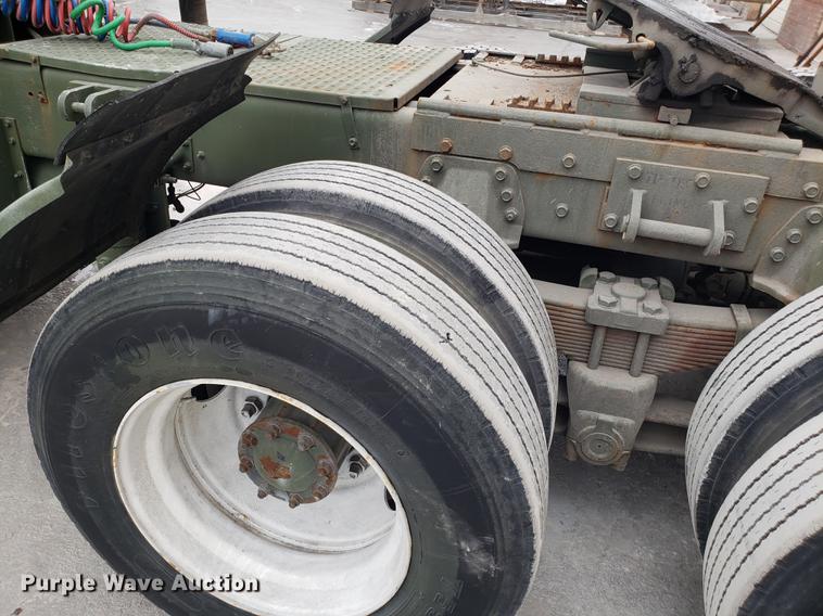 image for item AN9463 1983 Am General M915A1 semi truck