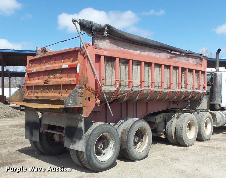 image for item DC7369 1971 Fruehauf DN-F2-DB4-24 end dump trailer