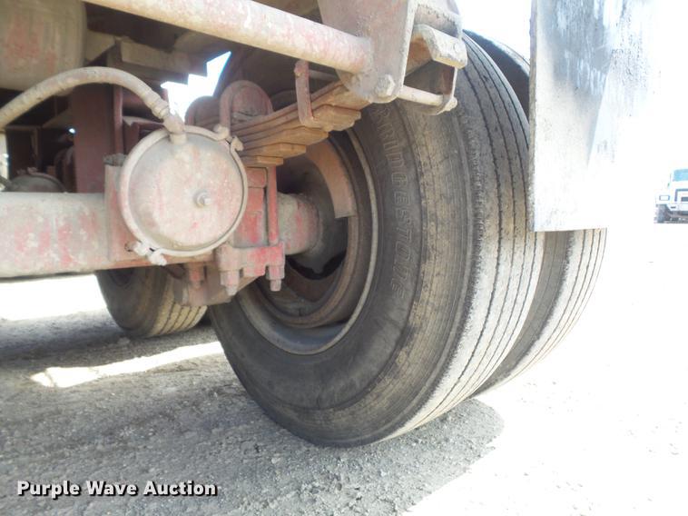 image for item DC7369 1971 Fruehauf DN-F2-DB4-24 end dump trailer