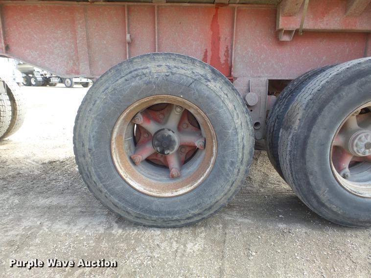 image for item DC7369 1971 Fruehauf DN-F2-DB4-24 end dump trailer