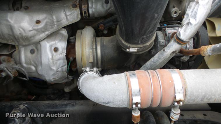 image for item DG2855 2016 Freightliner Cascadia semi truck