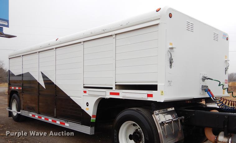 image for item ER9357 2010 Mickey 12AT side load enclosed trailer