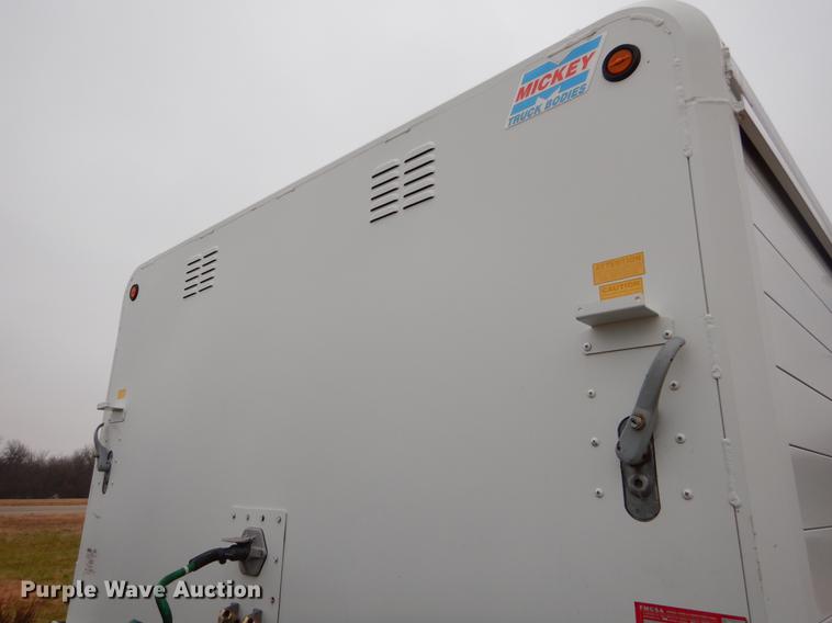 image for item ER9357 2010 Mickey 12AT side load enclosed trailer