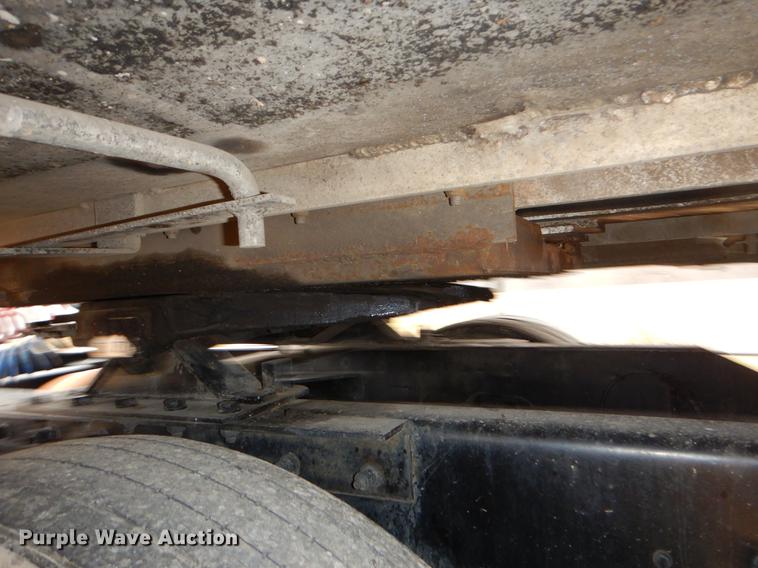 image for item ER9357 2010 Mickey 12AT side load enclosed trailer