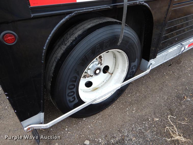 image for item ER9357 2010 Mickey 12AT side load enclosed trailer