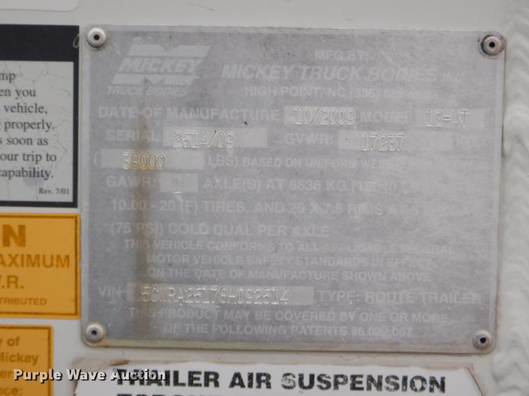 image for item ER9357 2010 Mickey 12AT side load enclosed trailer