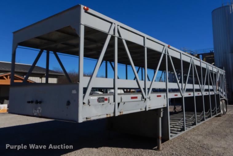 image for item ER9369 1989 JC Manufacturing  golf cart / ATV / UTV carrier trailer