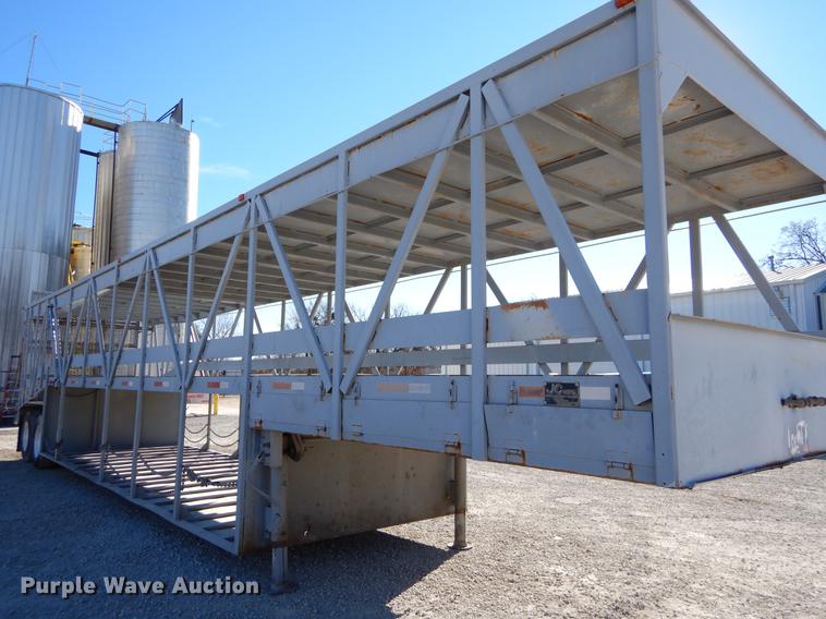 image for item ER9369 1989 JC Manufacturing  golf cart / ATV / UTV carrier trailer