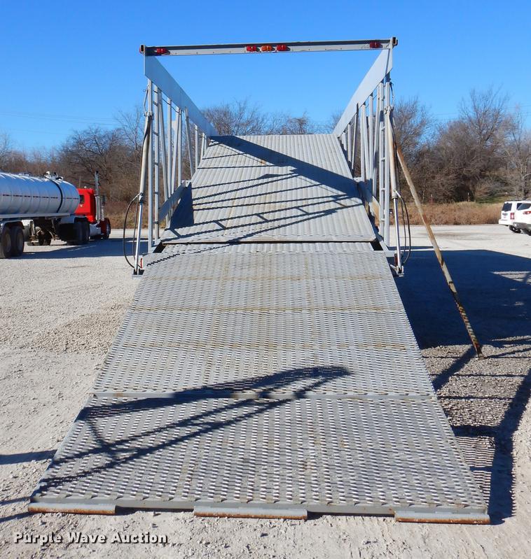 image for item ER9369 1989 JC Manufacturing  golf cart / ATV / UTV carrier trailer