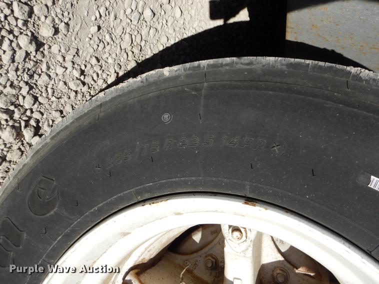 image for item ER9369 1989 JC Manufacturing  golf cart / ATV / UTV carrier trailer