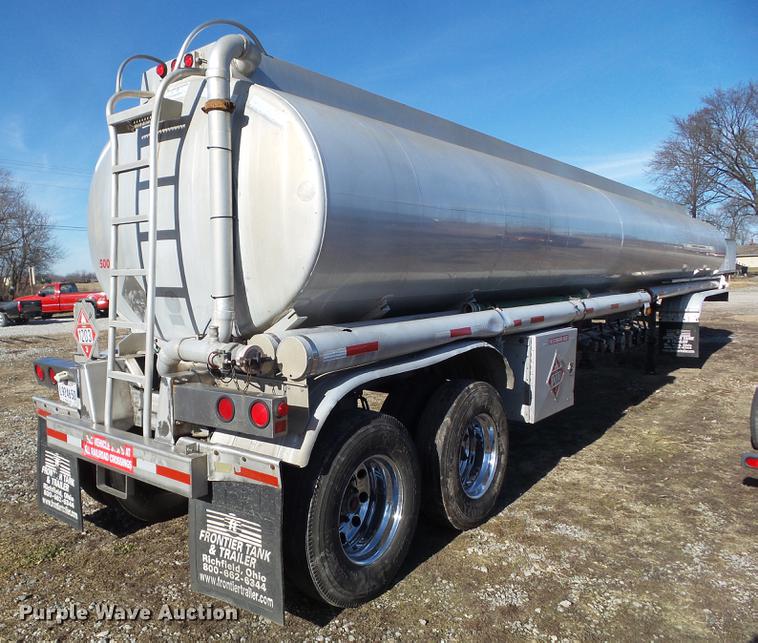 image for item L5734 2000 Polar tank trailer