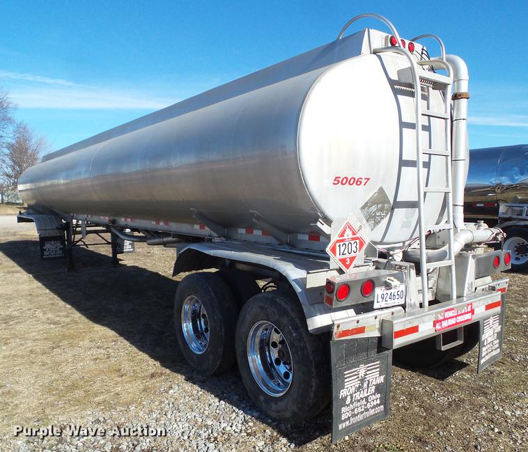 image for item L5734 2000 Polar tank trailer