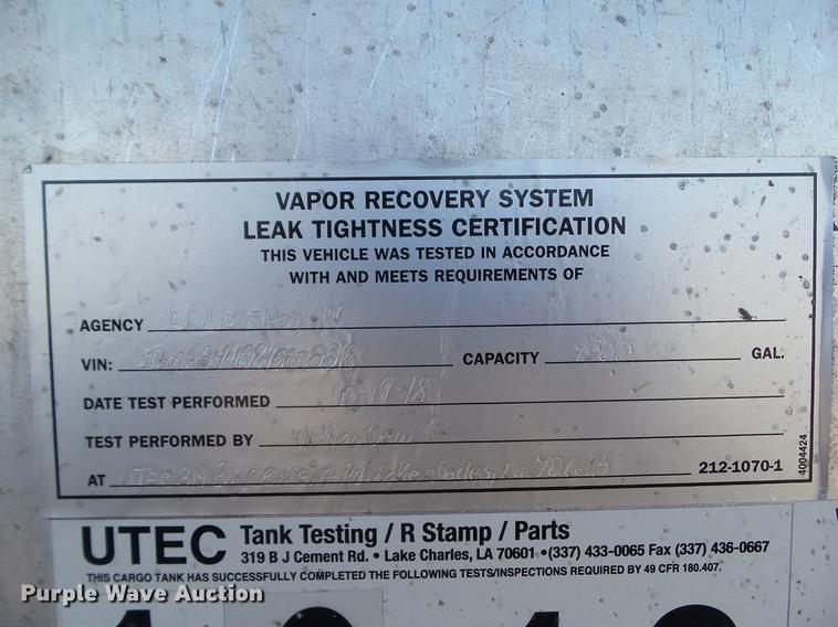 image for item L5734 2000 Polar tank trailer