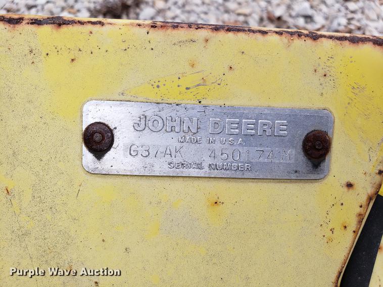 image for item AV9316 John Deere G37AK snow blower