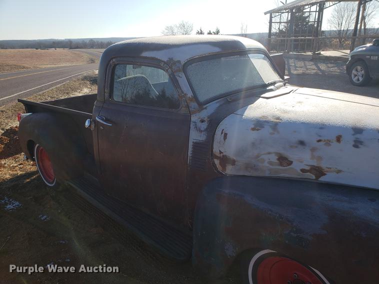 image for item AV9322 1947 Chevrolet pickup truck