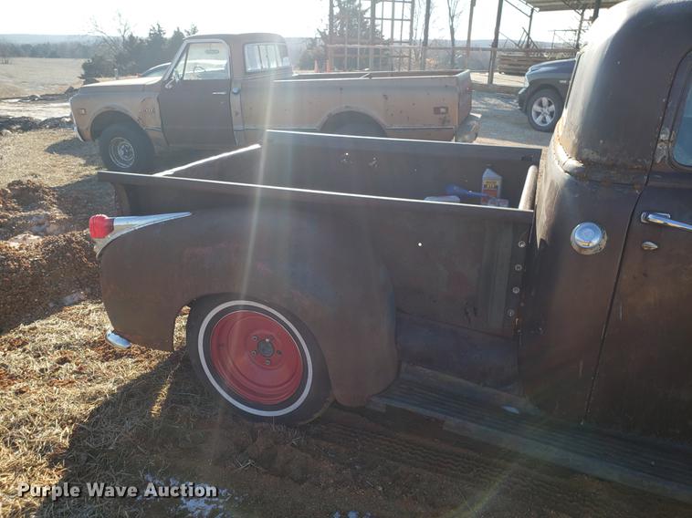 image for item AV9322 1947 Chevrolet pickup truck