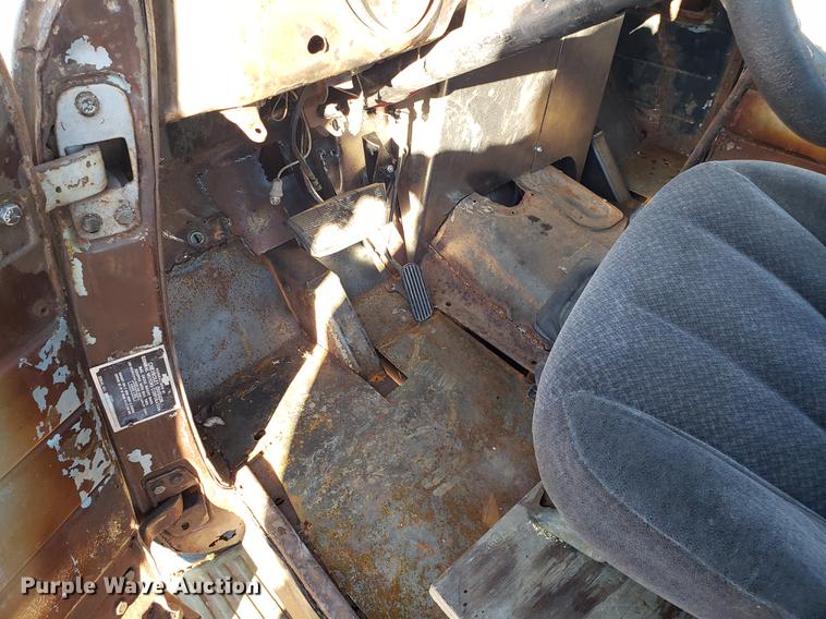 image for item AV9322 1947 Chevrolet pickup truck