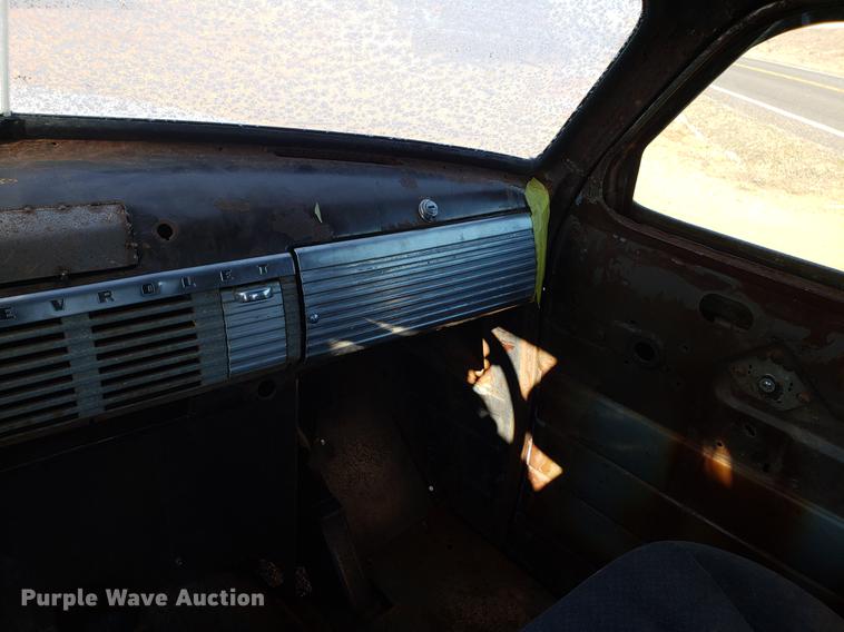 image for item AV9322 1947 Chevrolet pickup truck