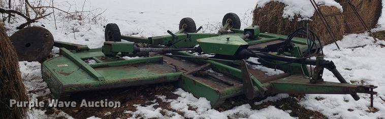 image for item AV9356 John Deere 1508 batwing rotary mower