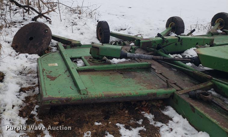 image for item AV9356 John Deere 1508 batwing rotary mower