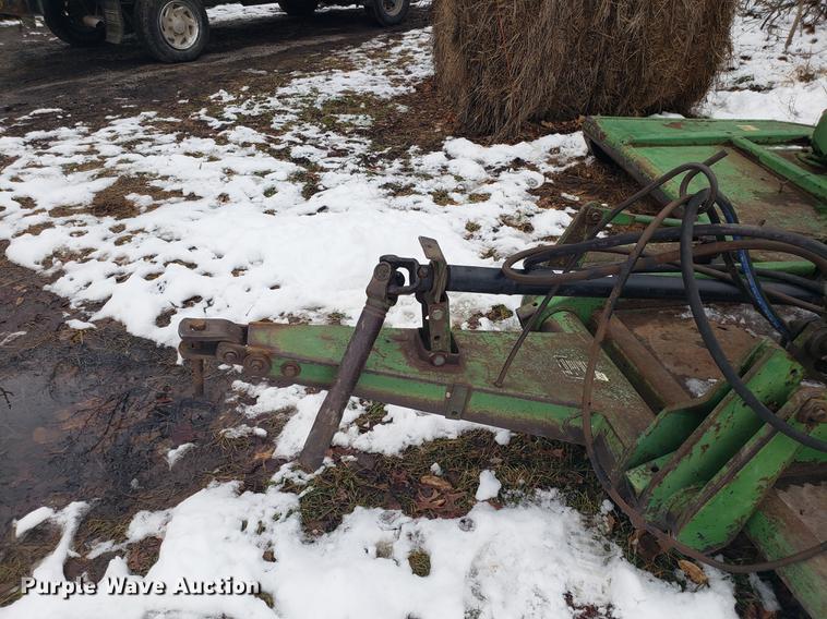image for item AV9356 John Deere 1508 batwing rotary mower