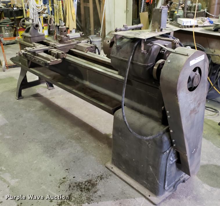 image for item AV9365 English lathe