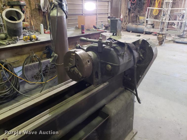 image for item AV9365 English lathe