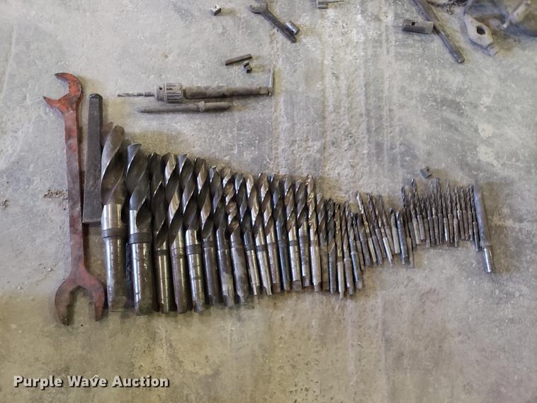 image for item AV9365 English lathe