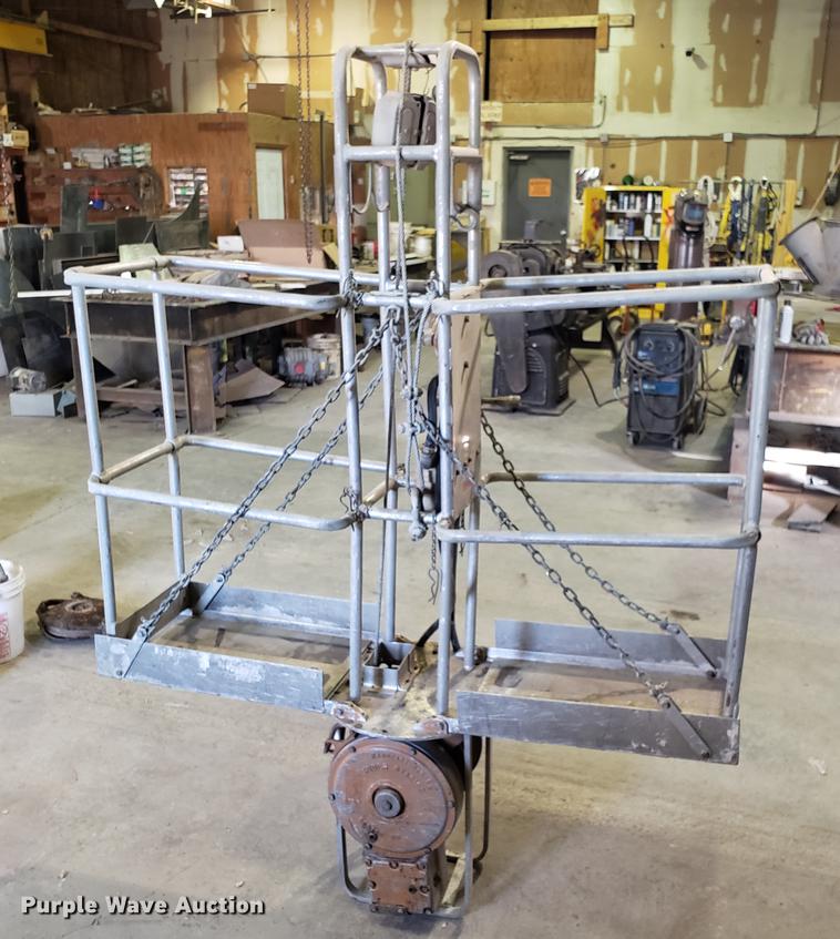 image for item AV9366 Spider Staging sky climber cable hoist