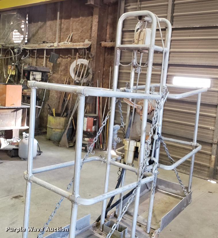 image for item AV9366 Spider Staging sky climber cable hoist