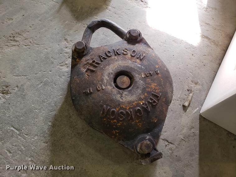 image for item AV9366 Spider Staging sky climber cable hoist