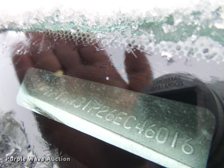 image for item DB2115 2006 Ford F350 Super Duty Crew Cab pickup truck