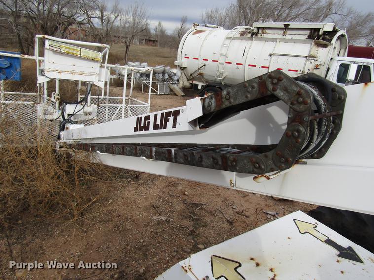 image for item DB6903 1998 JLG 40H boom lift