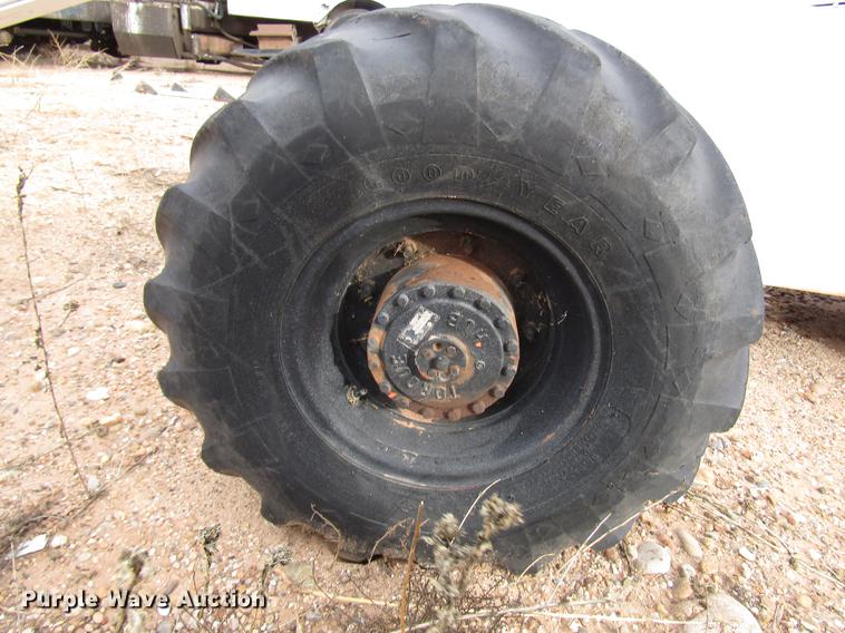 image for item DB6903 1998 JLG 40H boom lift