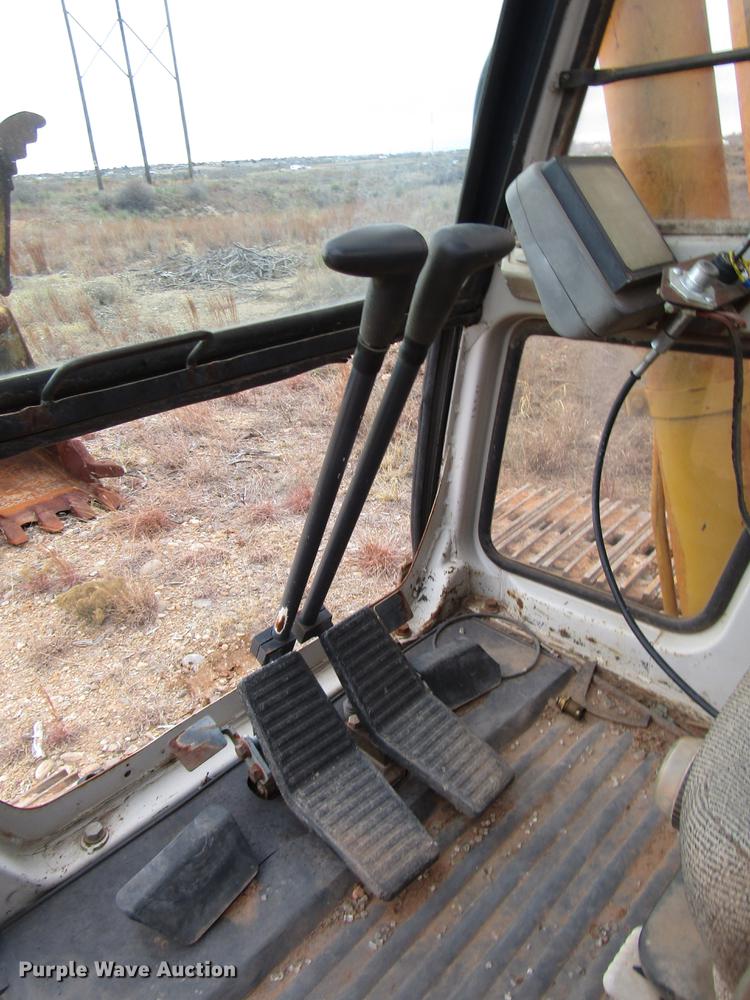 image for item DB6904 1998 Kobelco SK150LC excavator