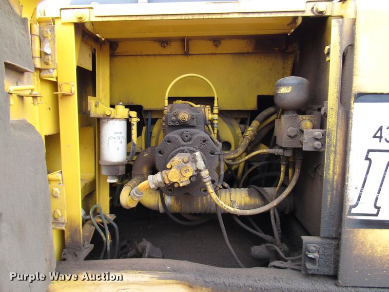 image for item DB6904 1998 Kobelco SK150LC excavator
