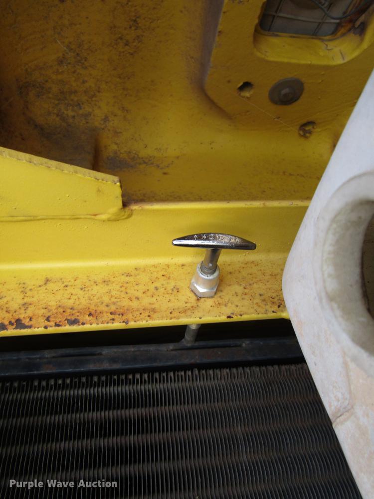 image for item DB6904 1998 Kobelco SK150LC excavator